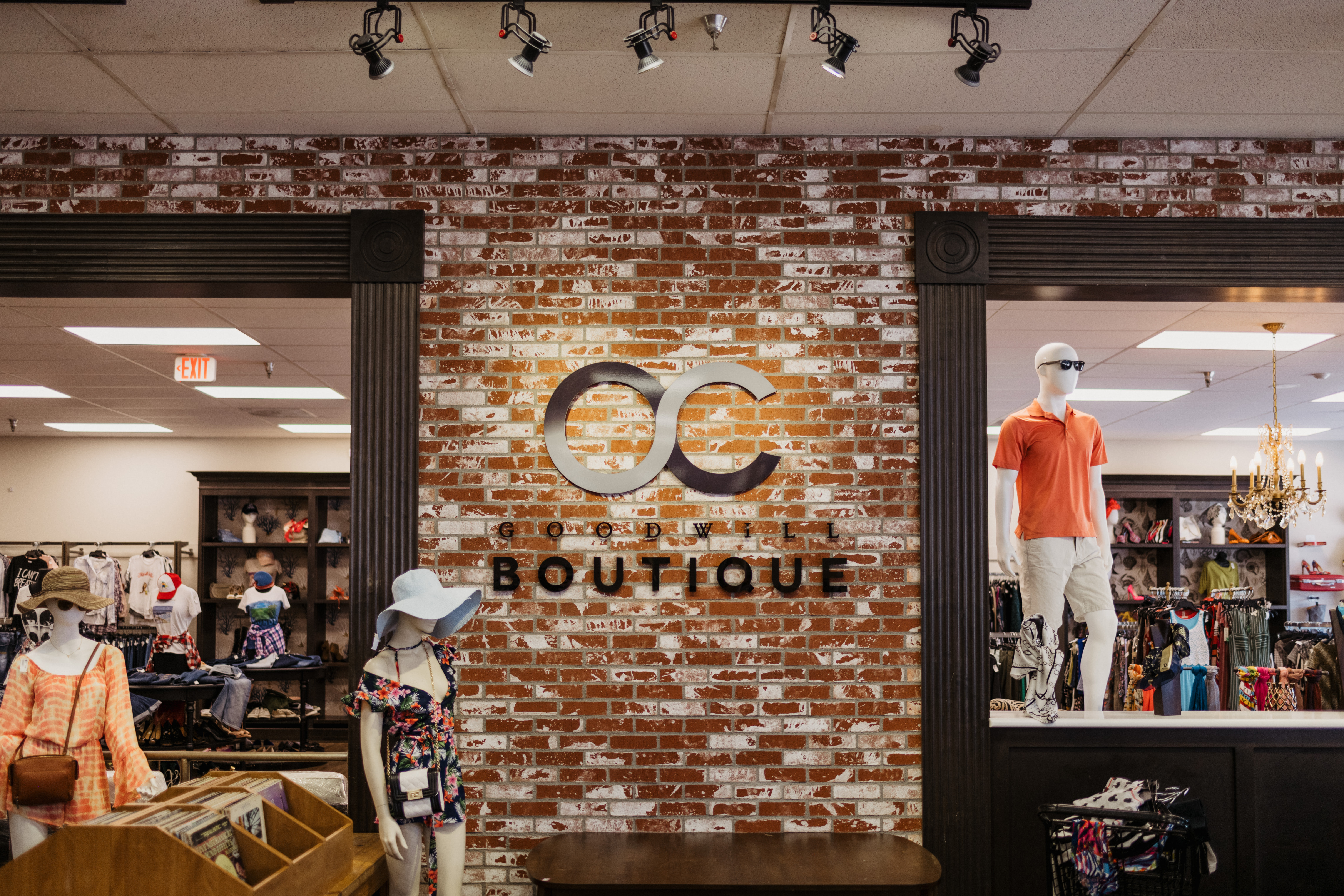 OC Goodwill Boutique interior image